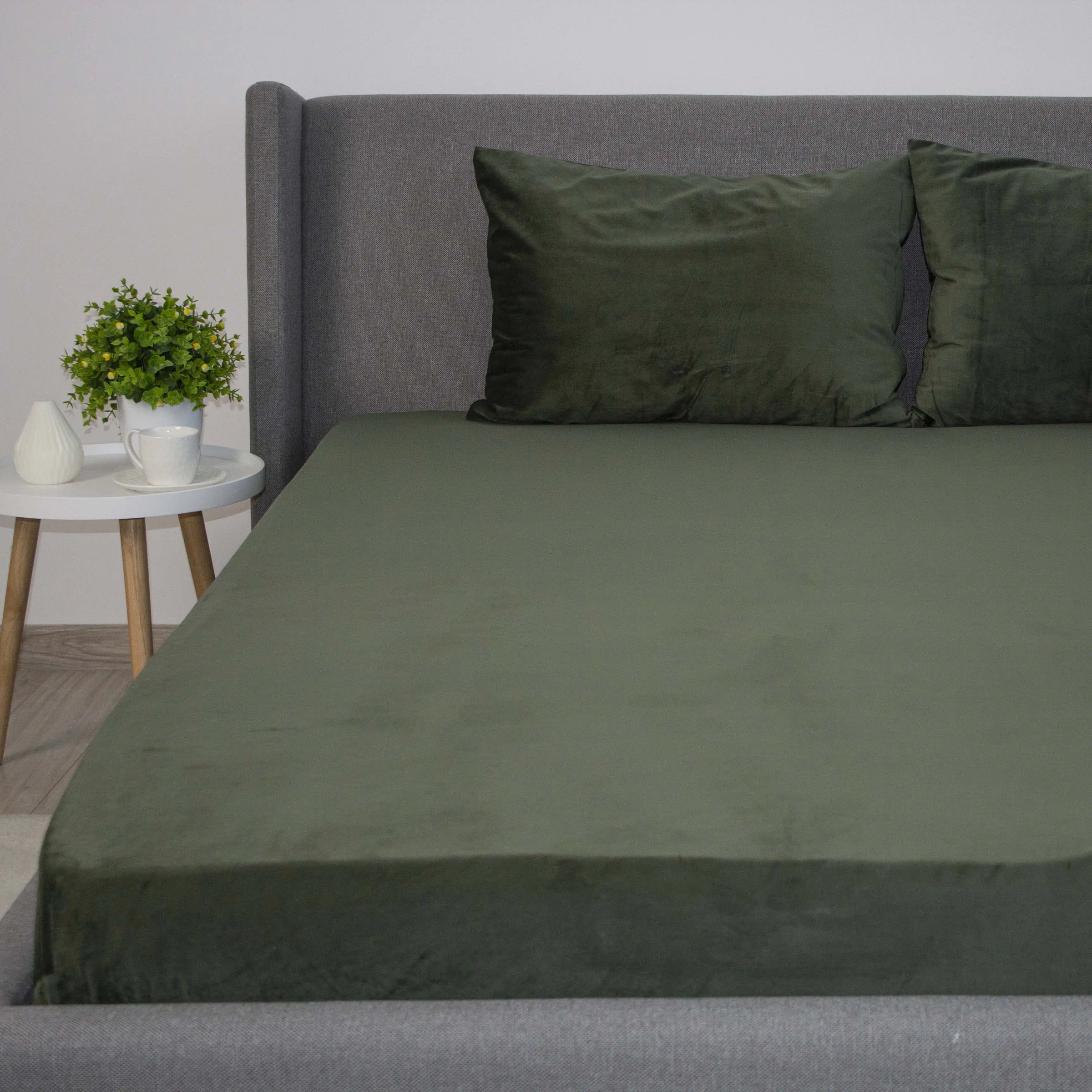 Простирадло ТЕП "VELOUR" з резинкою темно-зелений, 160x200