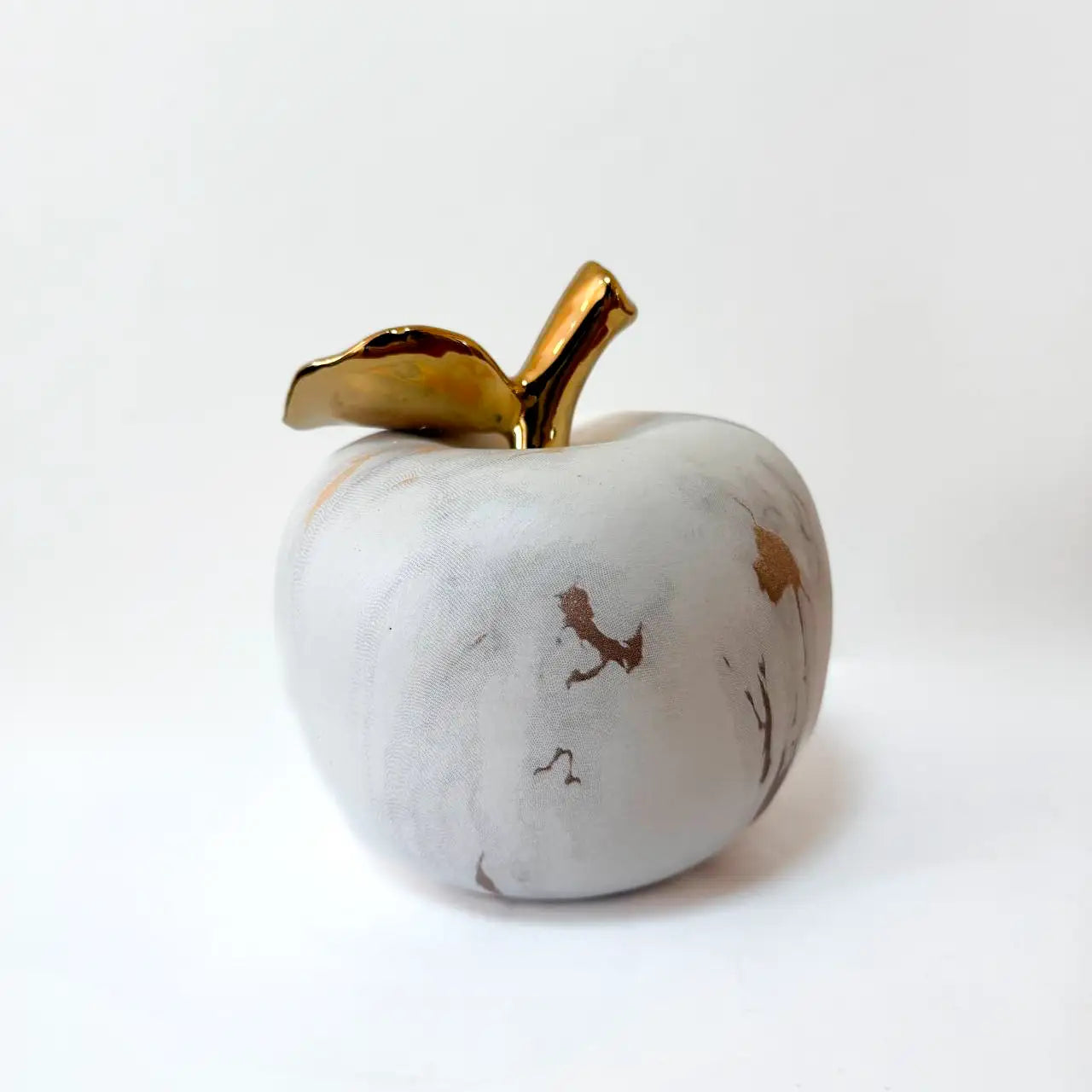 Декоративна фігурка Marble Apple кераміка
