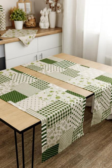 Доріжка на стіл Печворк зелений ПРОВАНС, 40х140см 031542