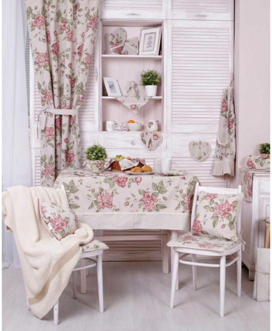 Подушка-серце Large pink rose з мереживом Прованс 35х35 см
