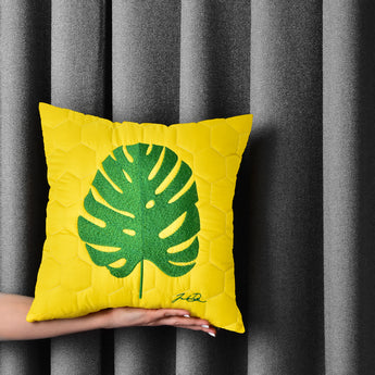 Декоративна подушка Tropical 40×40 см жовта
