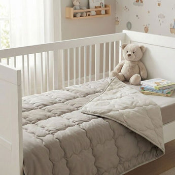 Ковдра дитяча 100х135 см Woolly PAPAELLA вовняна зимова в ліжечко для дітей, шерсть, тепле св.сіра