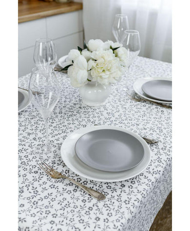 Скатертина MACAO квітка сіра ПРОВАНС, 132х132см 029484
