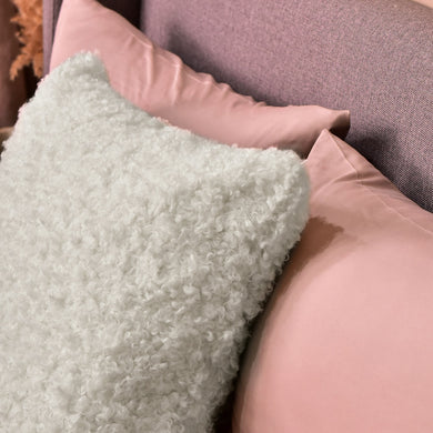 Подушка декоративна IDEIA 55х55 см штучне хутро гіпоалергенне молоко