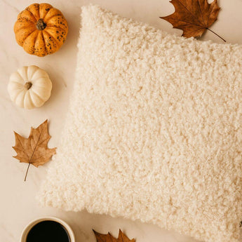 Подушка декоративна IDEIA 55х55 см штучне хутро гіпоалергенне молоко