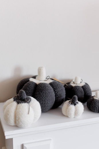 Декоративний виріб Pumpkin сірий ПРОВАНС, D9см 041825