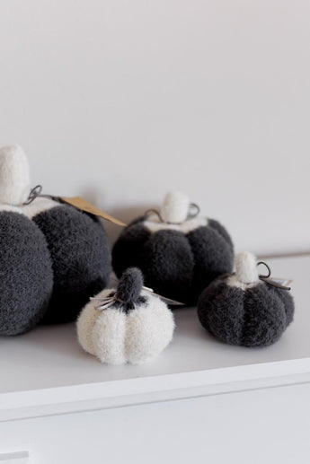 Декоративний виріб Pumpkin сірий ПРОВАНС, D9см 041825