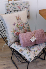 Декоративна гобеленова подушка Чарівність заєць ПРОВАНС, 45х45см 044284