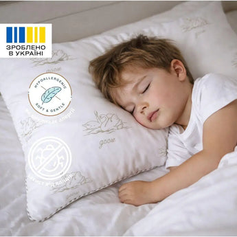 Подушка дитяча 40х60 см Soft PAPAELLA гіпоалергенна для дітей від 3 років, штучний пух