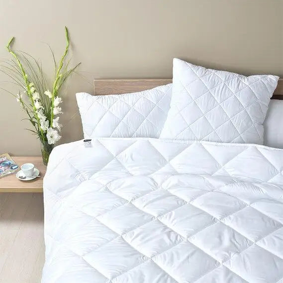 Ковдра літня полуторна 140х210 Comfort IDEIA для літа, легка, гіпоалергенна
