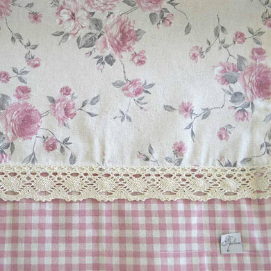 Скатертина Bella Троянди з кантом рожева клітинка ПРОВАНС, 134х180см 013520