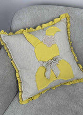 Подушка декоративна Весняна зая ПРОВАНС, 45х45см 033340