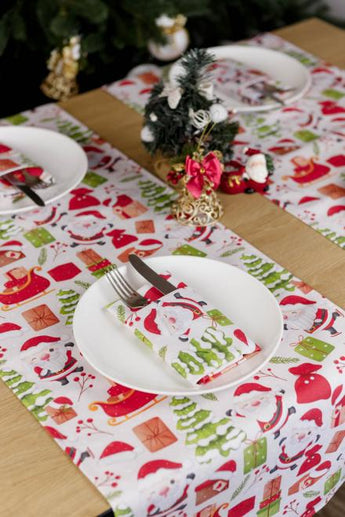 Новорічна доріжка на стіл Санта на білому ПРОВАНС, 40х140см 035777