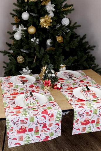 Новорічна доріжка на стіл Санта на білому ПРОВАНС, 40х140см 035777