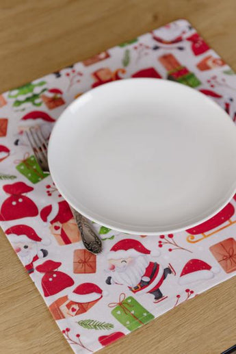 Серветка Санта на білому ПРОВАНС, 40х40см 035752