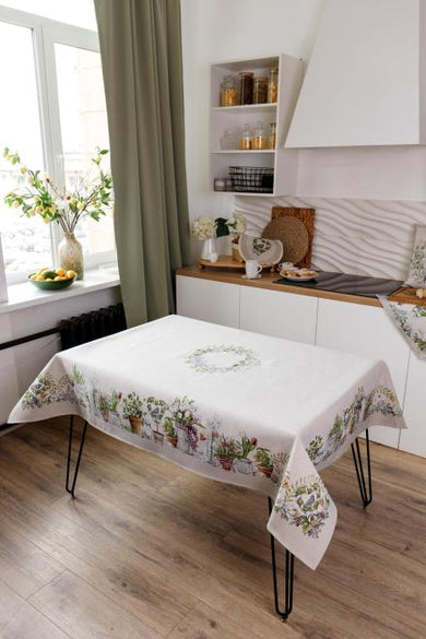 Скатертина гобеленова на стіл GARDEN ПРОВАНС, 136х300см 035350