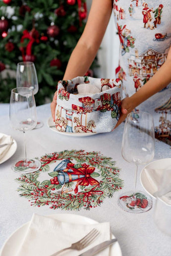 Новорічна гобеленова скатертина Carousel ПРОВАНС, 135х350см 041807