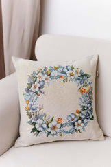 Декоративна великодня подушка Віночок ПРОВАНС, 45х45см 039183