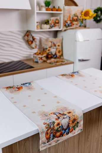 Гобеленова доріжка на стіл Гарбузові гноми ПРОВАНС, 35х100см 036200