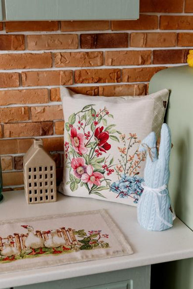 Гобеленова наволочка декоративна Квіти в рамці ПРОВАНС, 45х45см 034209