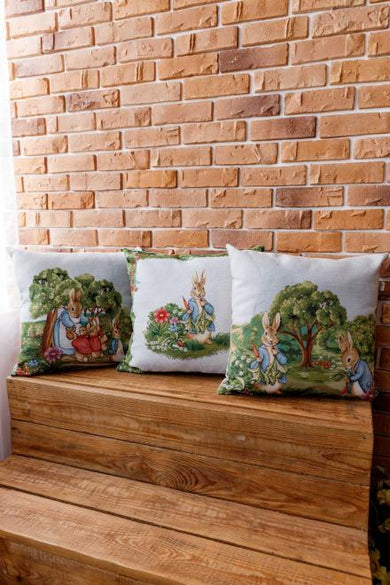 Гобеленова наволочка декоративна Галявина Зайчиха ПРОВАНС, 45х45см 034240