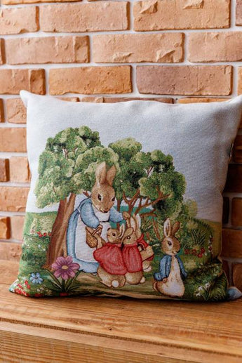 Гобеленова наволочка декоративна Галявина Зайчиха ПРОВАНС, 45х45см 034240