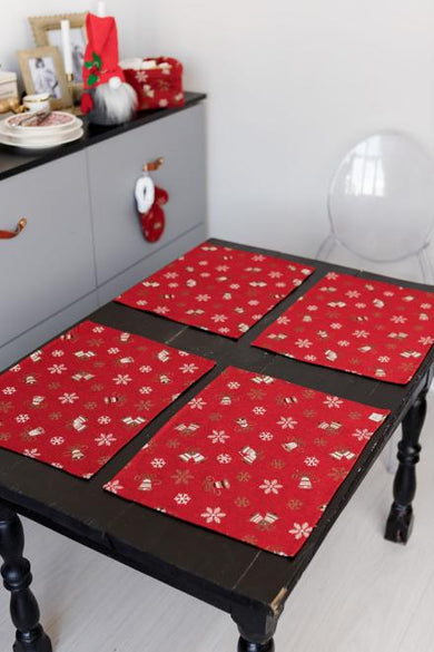 Серветка новорічна Дзвіночки на червоному ПРОВАНС, 35х45см 036840