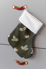 Декоративний новорічний чобіток Шапочки на зеленому ПРОВАНС, 34х26см 037544