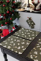 Серветка новорічна Шапочки на зеленому ПРОВАНС, 35х45см 036838