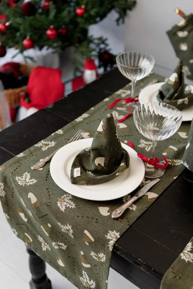 Доріжка новорічна на стіл Шапочки на зеленому ПРОВАНС, 40х140см 036820
