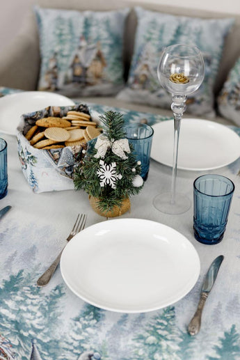 Новорічна гобеленова скатертина Казкові гноми ПРОВАНС, 135х220см 038449