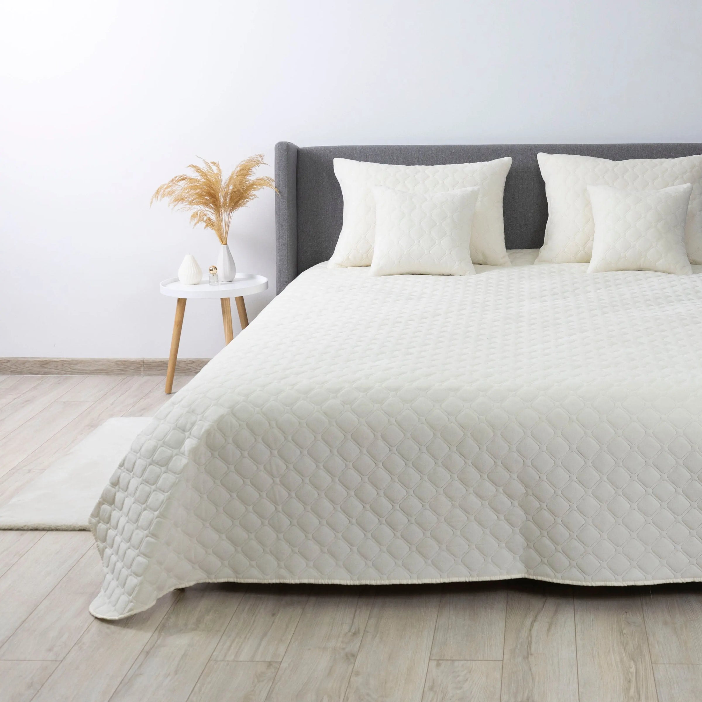 Покривало ТЕП "VELOUR" 150*210 см молочний/ромб круглий