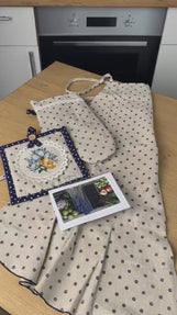 Подарунковий набір «Вінтаж Blue» — рукавиці, прихватка та фартух у синій горох