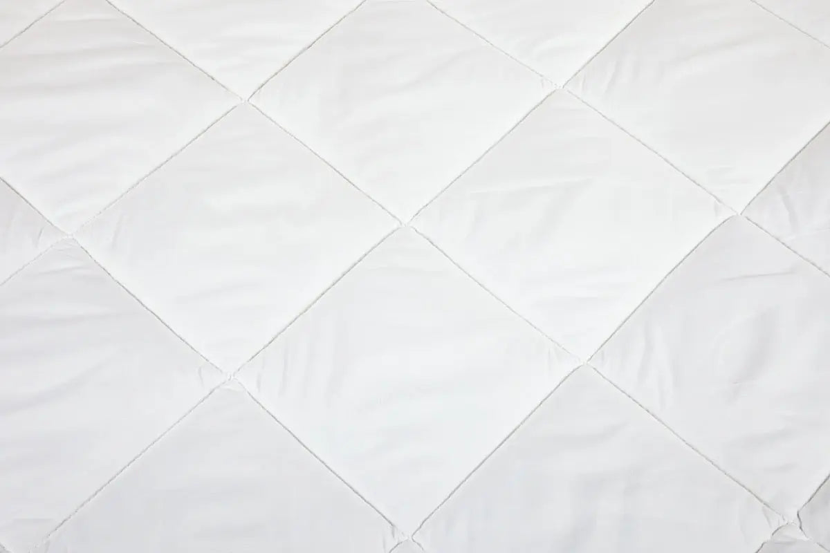 Ковдра "FOUR SEASONS" 180*210 см (150г/250г/м2) (microfiber) 